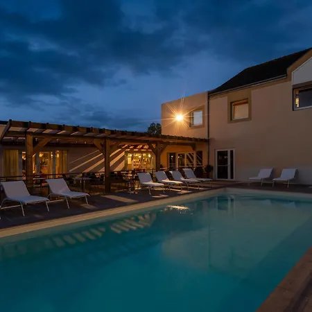 Отель Sure By Western Memorial Кан