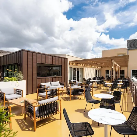 Sure By Western Memorial Hotel 3*