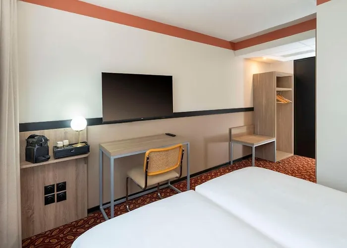 Sure By Western Memorial Caen