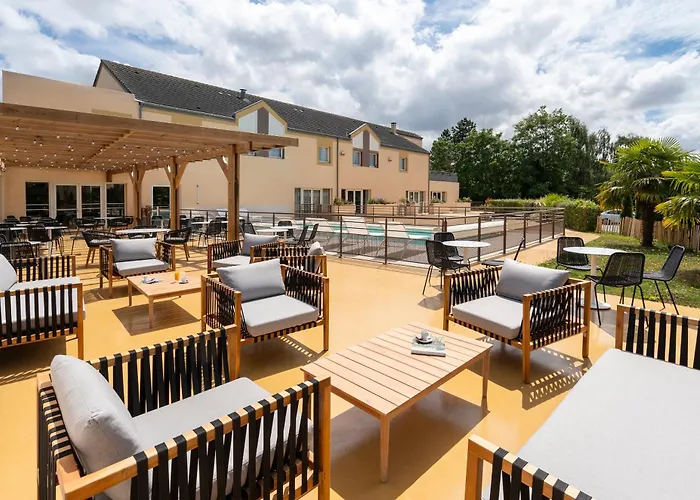 Отель Sure By Western Memorial 3*