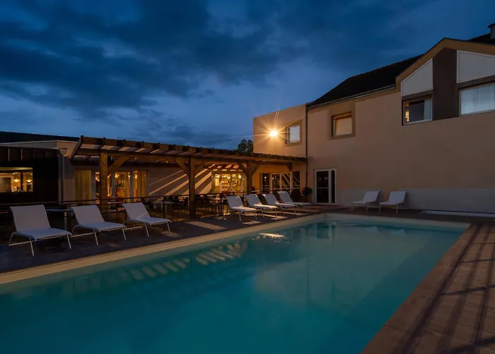 Отель Sure By Western Memorial Кан