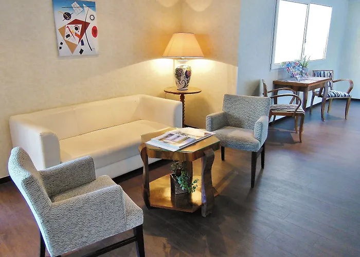 Sure By Western Memorial Caen