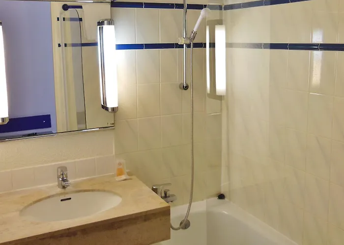 Sure By Western Memorial Caen