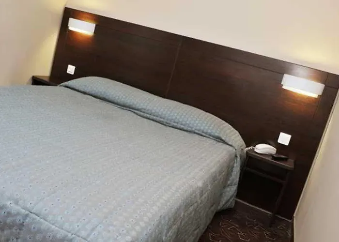 Sure By Western Memorial 3* Кан